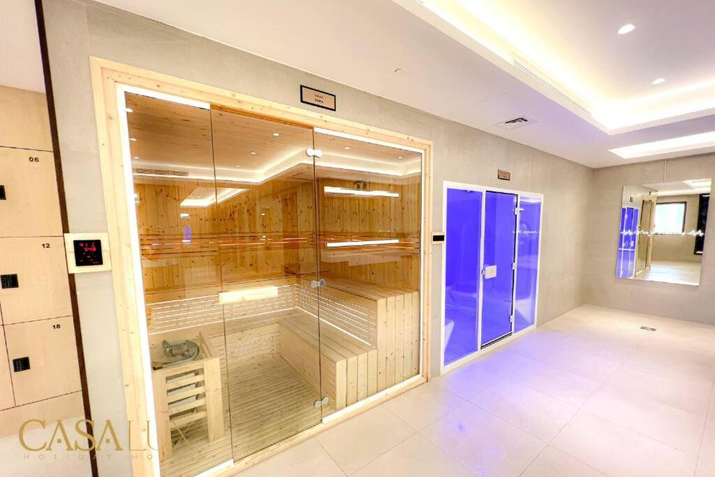 Lovely Big Studio W/ Burj Khalifa View In Downtown 두바이 외부 사진